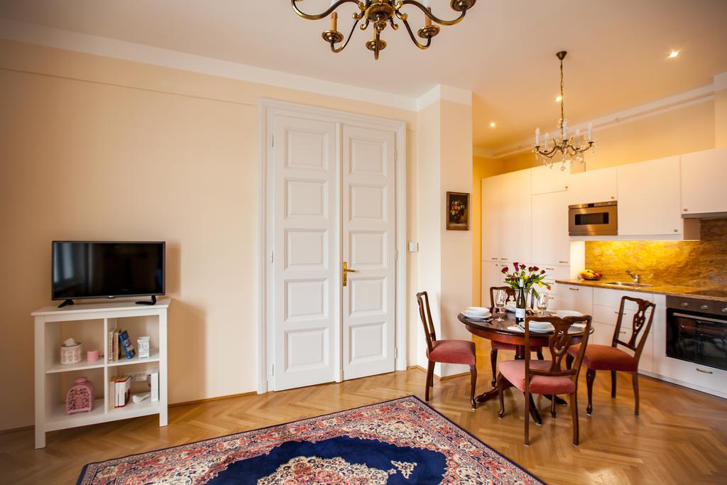 Schieszl Apartments 2 부다페스트 외부 사진